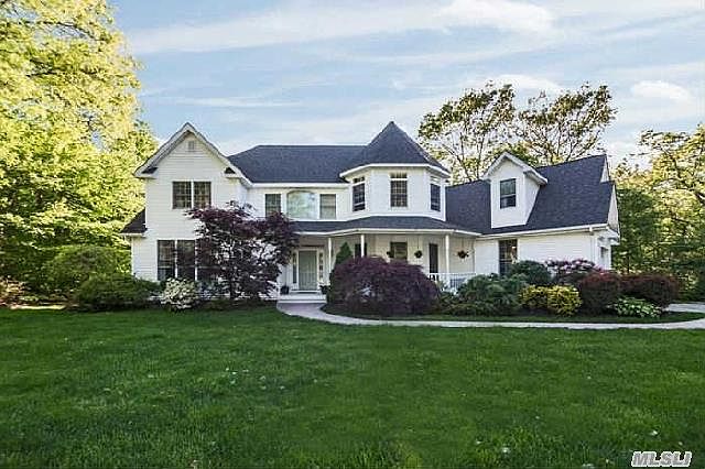 1st image of 24 Munroe Ave