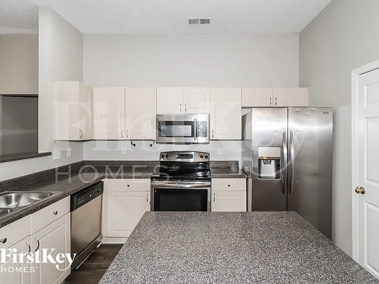865 Abbey Grove Ln — Photo 9