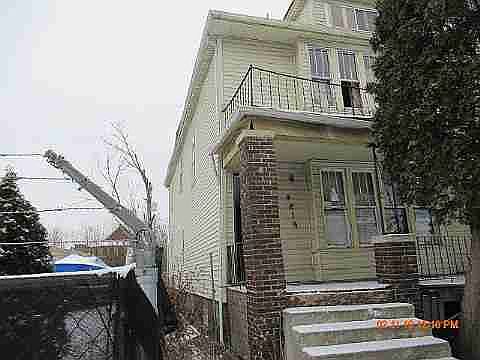 4819 Maxwell