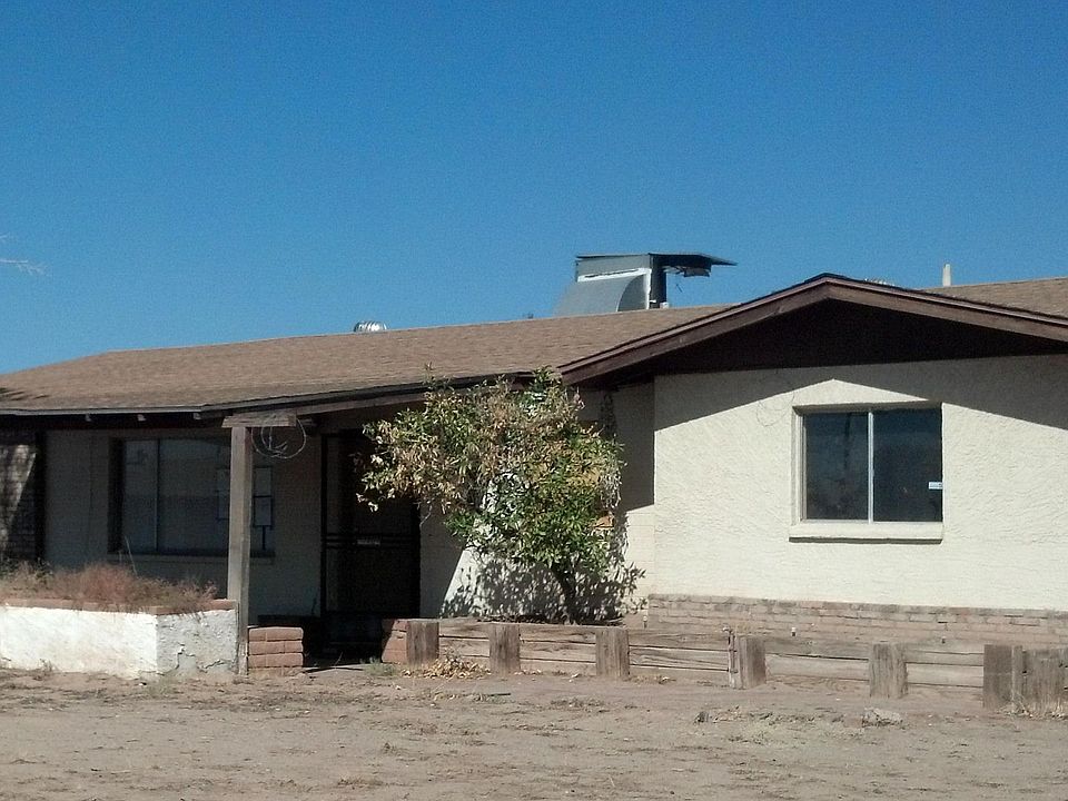 1st image of 3750 W Huntington Dr