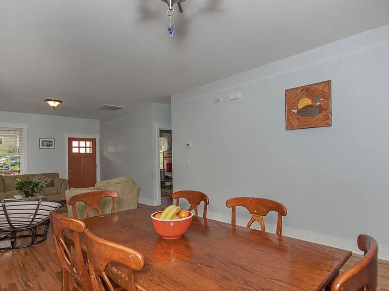 144 Estelle Park Dr — Photo 3