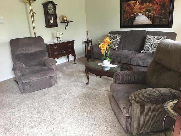 2nd image of 1212 Bellefontaine Ave