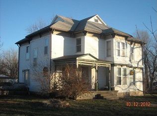 416 Howard St, Effingham, KS 66023