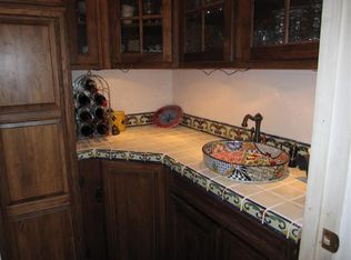 4 Agila Ct, White Rock, NM 87544