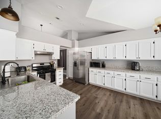 8825 Peach Ave, California City, CA 93505