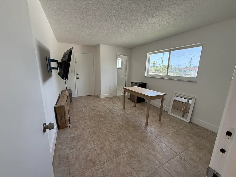 1859 Lincoln St #202 — Photo 6