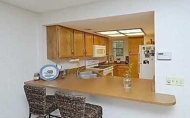 Open kitchen great for entertaining