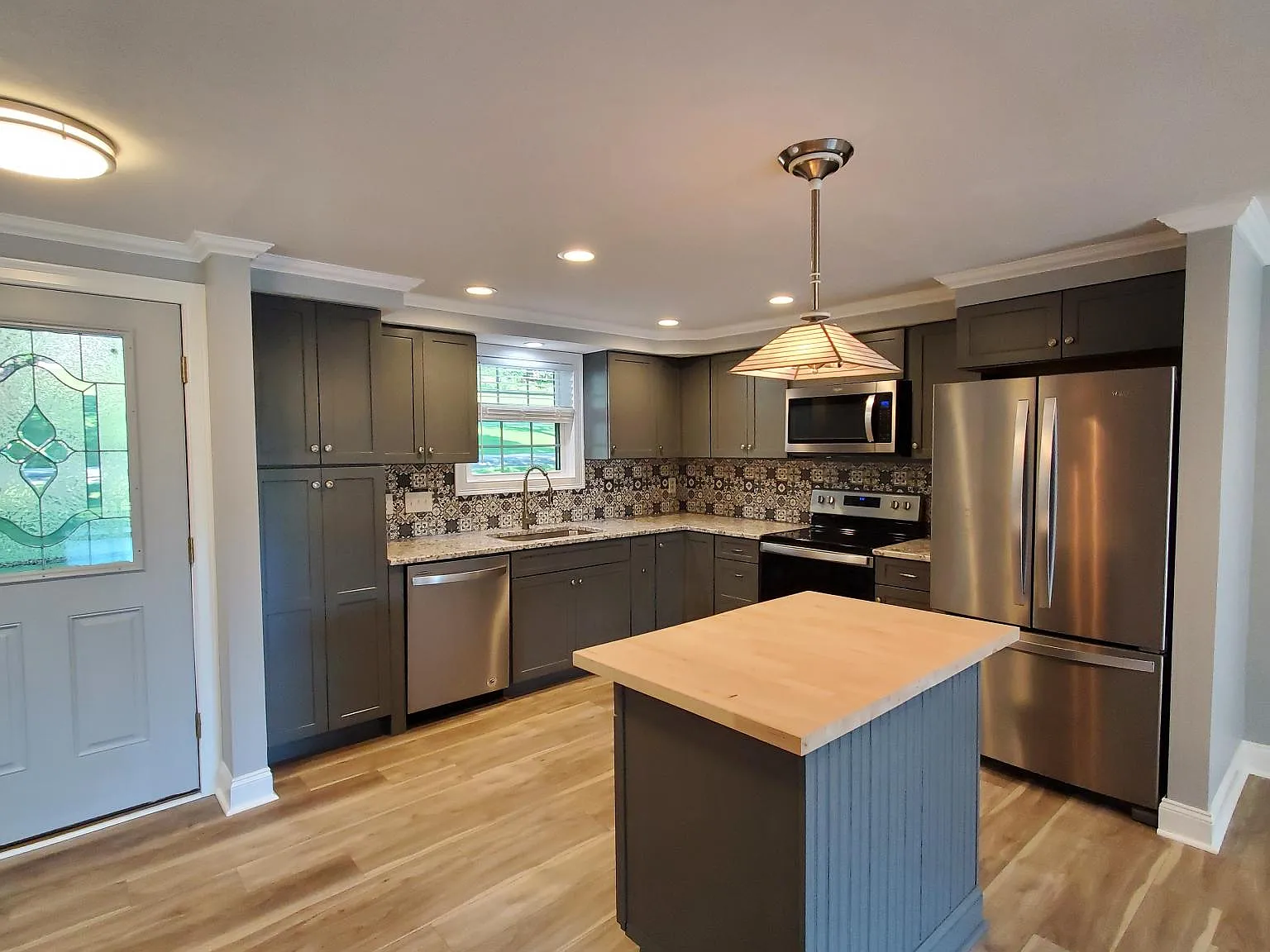 Chestnut Hls, New Hartford — Photo 3