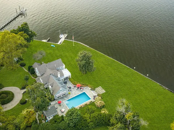 93 Gooseneck Point Road, Oceanport, NJ 07757