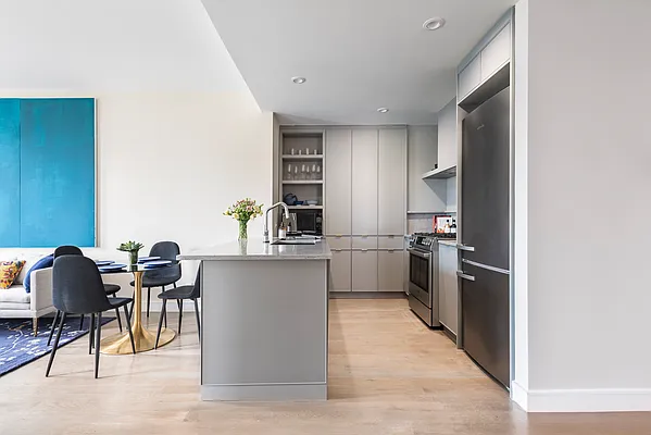 Rented by Halstead Real Estate | media 4