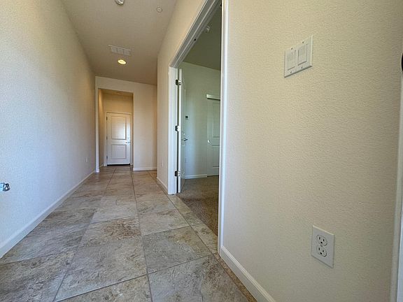 3rd image of 6091 Raleigh Rd