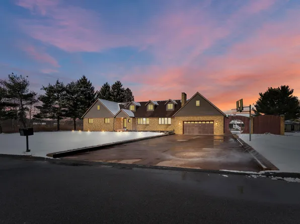 929 S 6th St, Clearfield, PA 16830