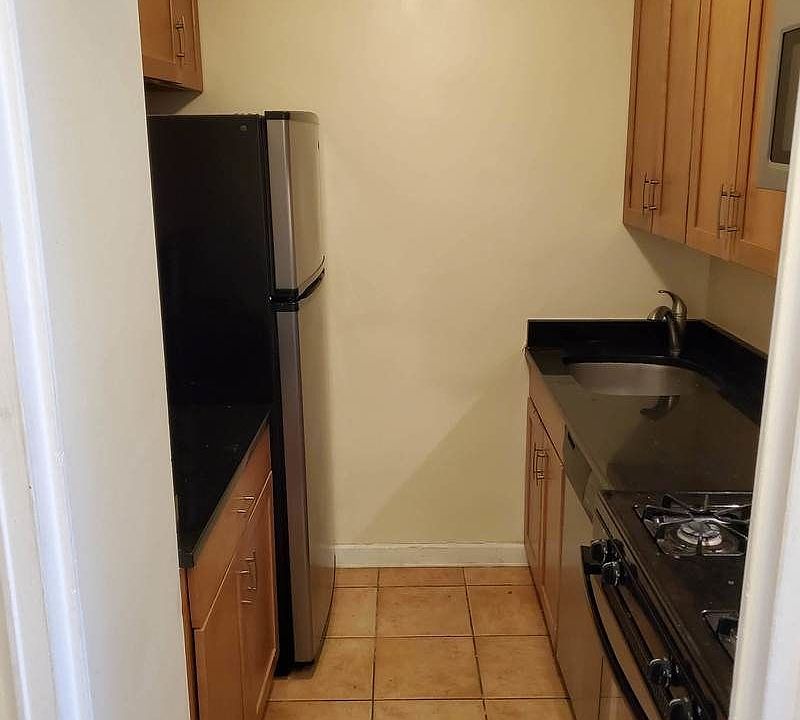1st image of 155 W 68th St APT 207