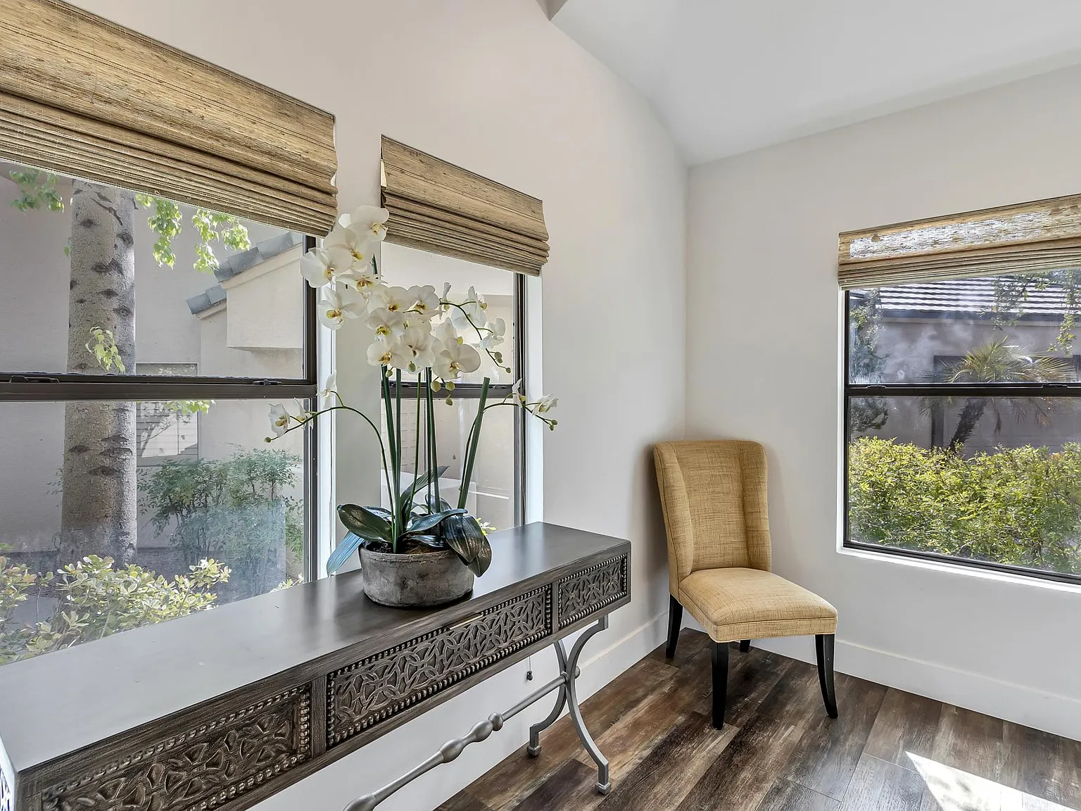 2 bed, 1417 sqft, $3,900 — Photo 3