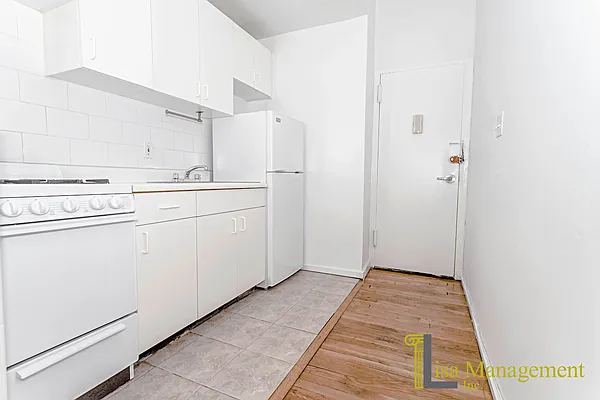 Rented by Lisa Management Inc | media 8