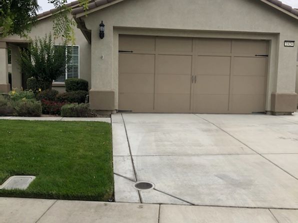 1424 Carriage House St, Manteca, CA
