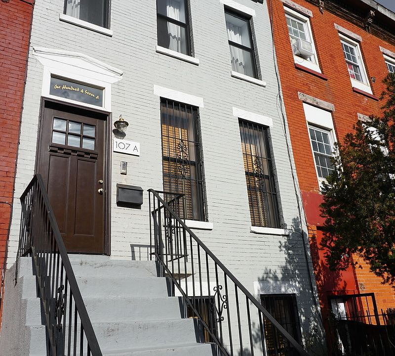 1st image of 107A Somers St #1