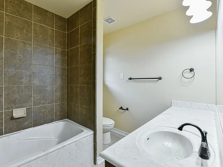 6905 Deorsam Loop — Photo 26