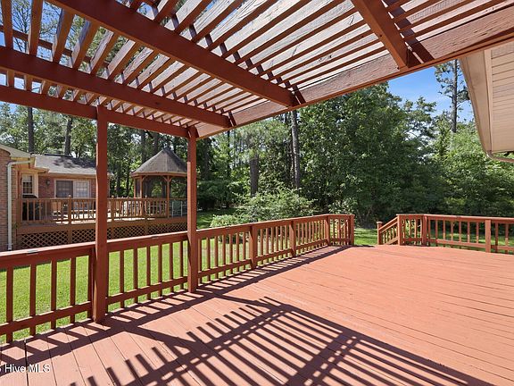 5th image of 6207 Gondolier Drive