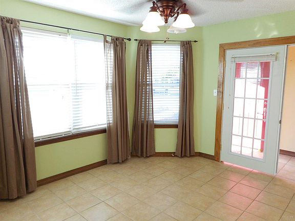 3rd image of 656 Green Pine Dr