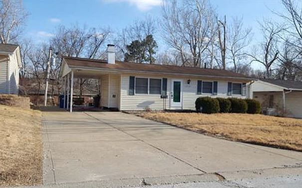 1st image of 5212 Ville Angela Ln