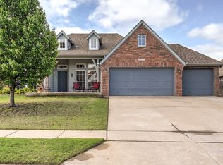 20506 E 35th St S, Broken Arrow, OK 74014
