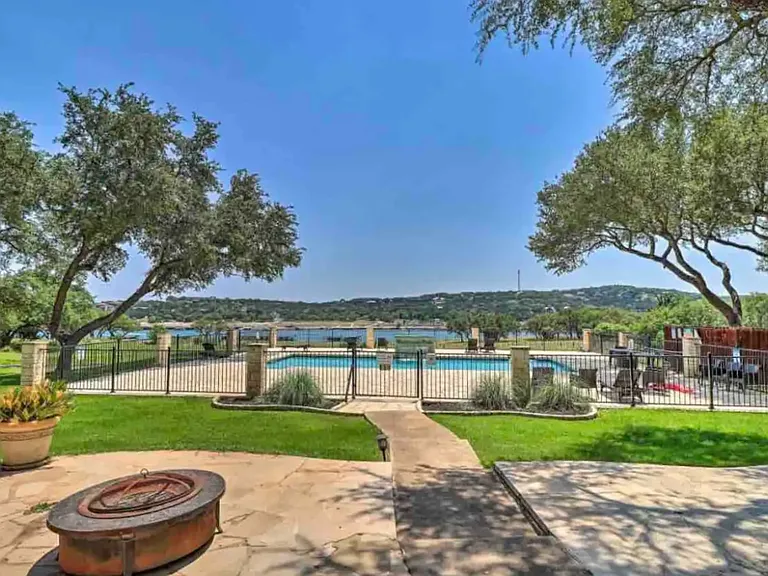 20986 Waterside Dr — Photo 17