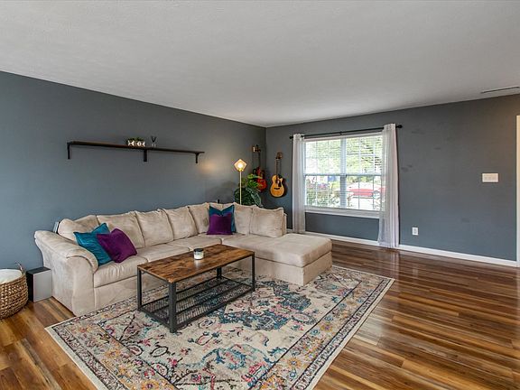 3rd image of 14938 Lovely Dove Ln