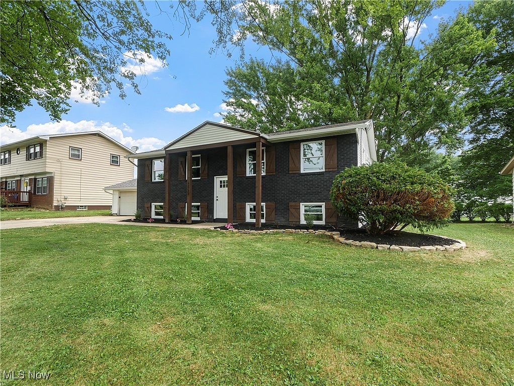 4899 5th Ave, Youngstown, OH 44505 | Zillow