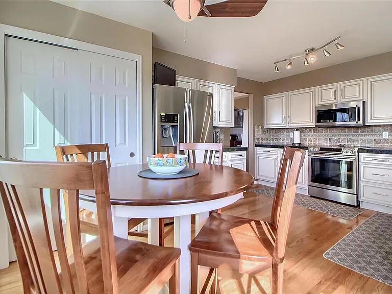 4184 S Granby Cir — Photo 3