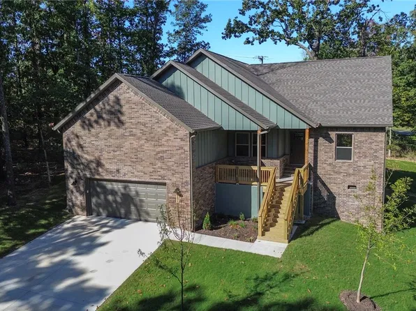 9 Duddington Ln, Bella Vista, AR 72714