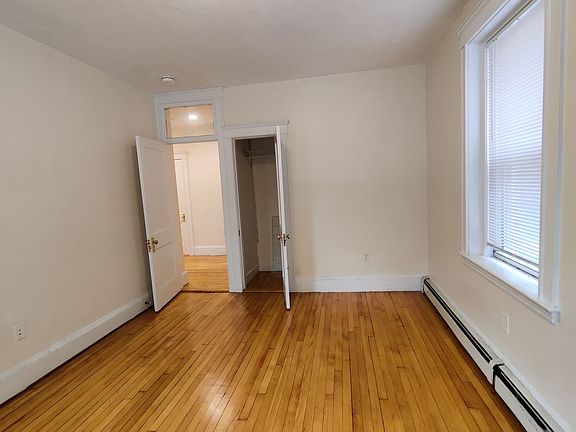 5th image of 69 Babcock St #1E