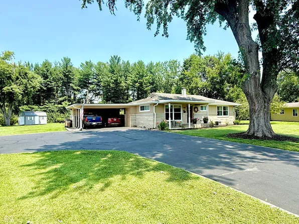 1410 McCullough Ln, Columbus, IN 47203