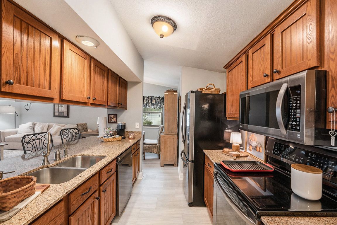 next background image