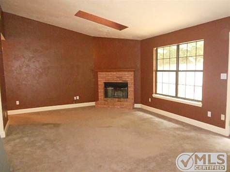 3rd image of 2807 Starmount Ln