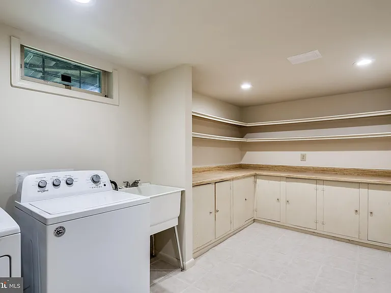 6 Rippling Brook Ct — Photo 24