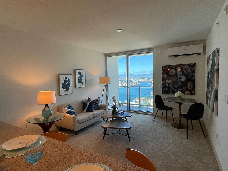 555 South St #3609 — Photo 8