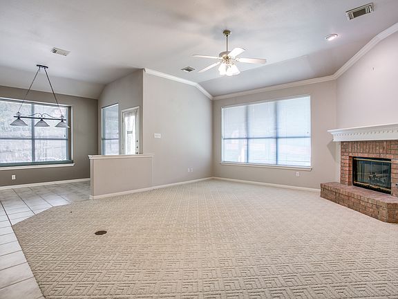 4th image of 8615 Traciney Blvd