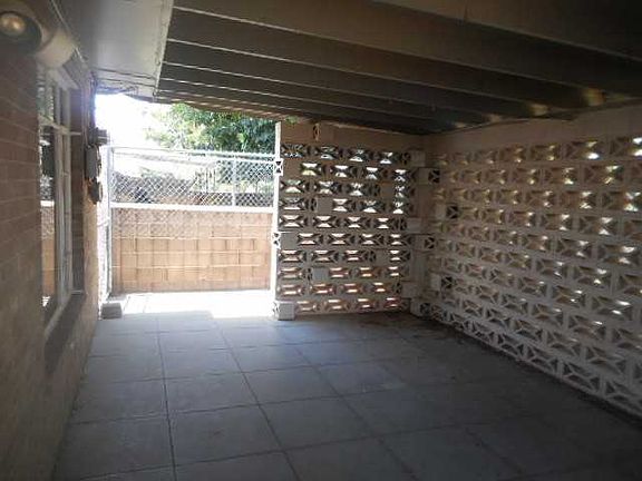 2nd image of 5825 Tarpon Dr