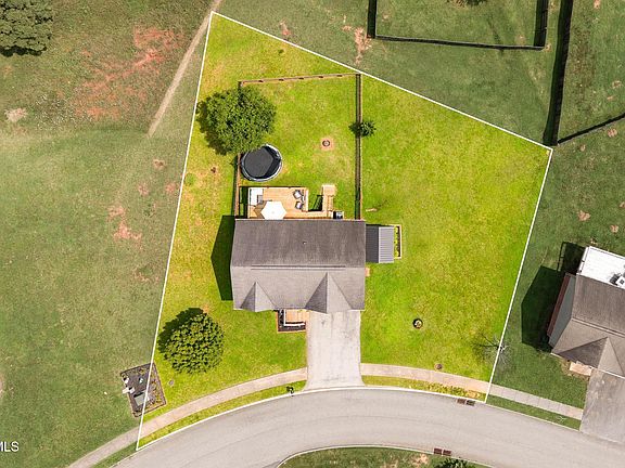 2nd image of 180 Mountain Creek Ct