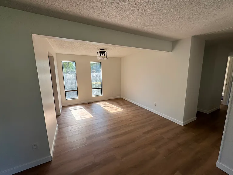 1165 Camas Ave NE — Photo 9