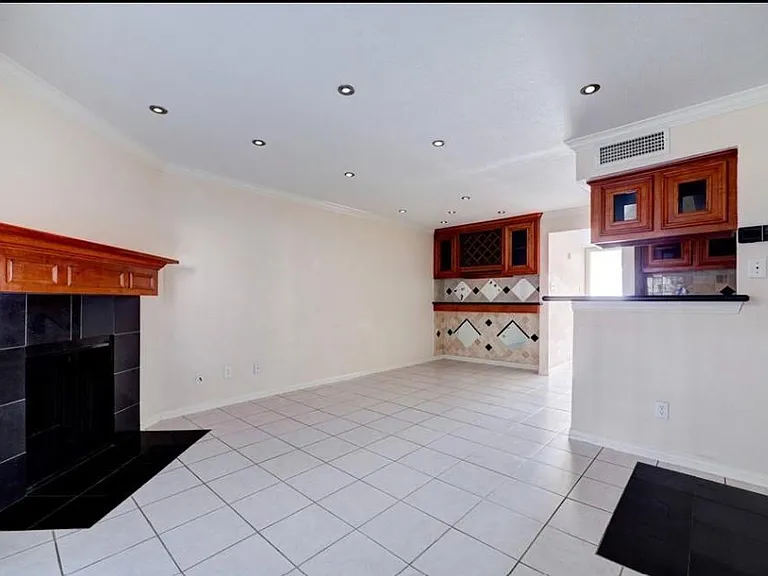 6001 Reims Rd #311 — Photo 1