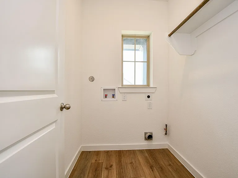 943 Malibu Shore Ln — Photo 44