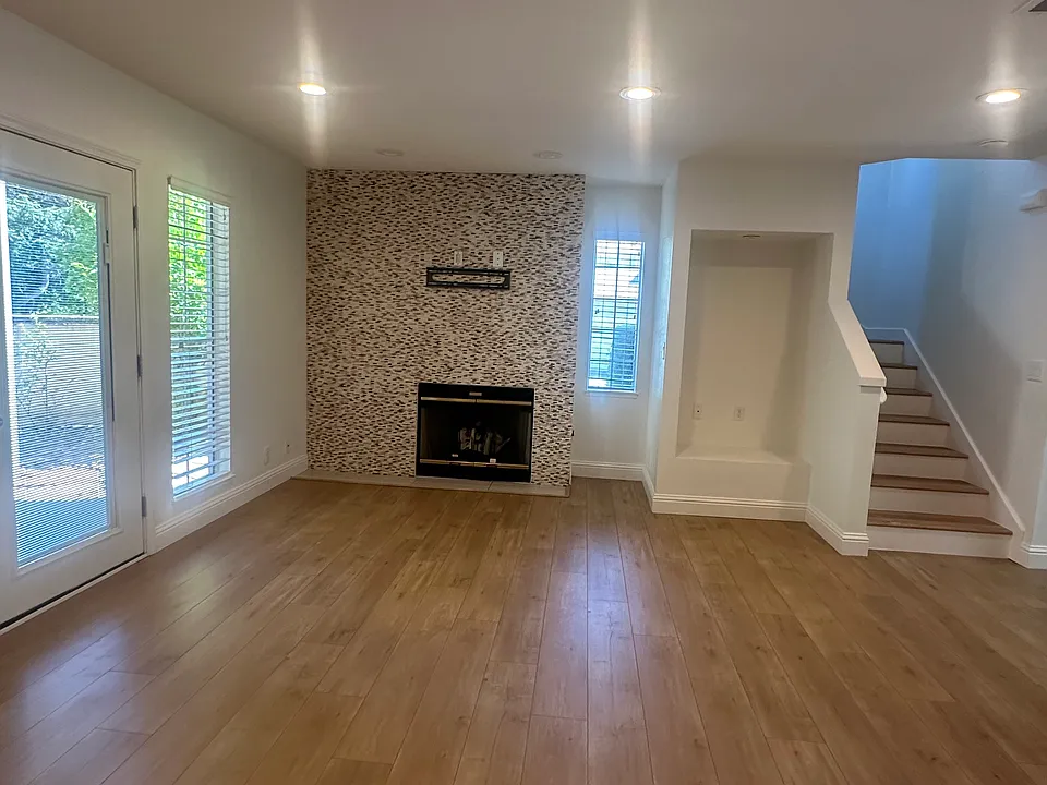 5403 Cameo Ct