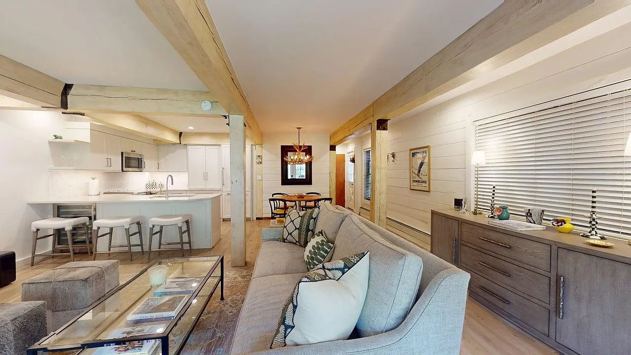2 bed, 1064 sqft, $7,000 — Photo 3