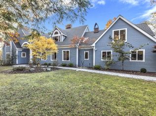 738 Ridge Rd, Kinnelon Boro, NJ 07405