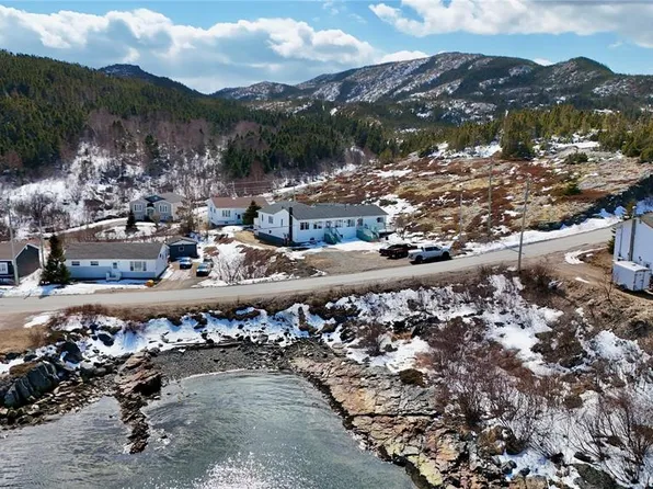 58 Mountain View Road, Salvage, NL A0G3X0