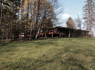 3443 Riverbend Dr, Ann Arbor, MI 48105