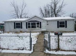 1305 W Jefferson St, Frankfort, IN 46041