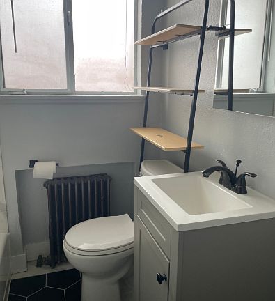 3rd image of 2821 N Federal Blvd #1A